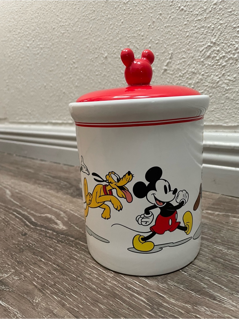Disney Red-Accent Ceramic Canister cookie jar with Mickey & Friends Artwork NWOT